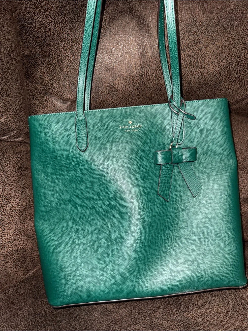 kate spade Emerald Green Saffiano Leather Tote with Bow Charm